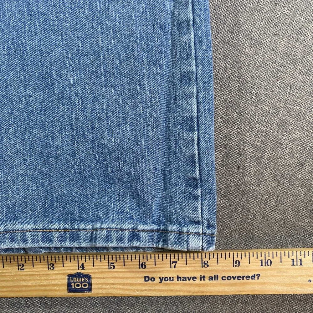 Wrangler relaxed fit